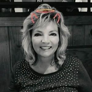 Meet your Posher, Suzan